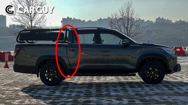 승객석과 화물칸이 분리된 렉스턴 스포츠 칸