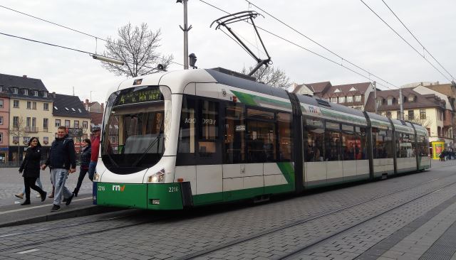 독일 라인란트팔츠주의 한 도시에 설치된 트램.
