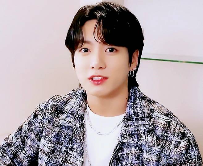 방탄소년단 정국, 女心 녹이는 러블리 꽃미남