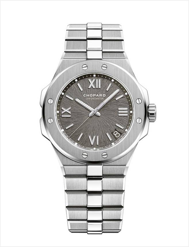 사진출처 : 류준열 인스타그램 / 쇼파드(Chopard)