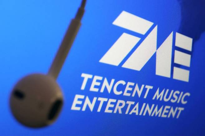 미국 뉴욕증권거래소에 상장돼 있는 중국 최대 온라인 음악 플랫폼 텐센트 뮤직이 2022년 9월 21일 홍콩 증시에 2차 상장했다. /로이터 연합