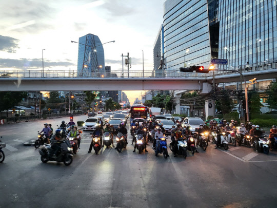 태국이 5G, 스마트시티 등 디지털 인프라에 투자를 집중하고 있다. 사진은 방콕 시내 전경.