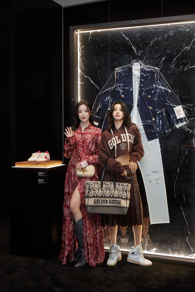 사진 : 골든구스(Golden Goose),&nbsp;글로벌 캠페인 '아티스트의 정신(The Spirit of the Artist)' 여자아이들 소연 & 슈화 ⓒGolden Goose