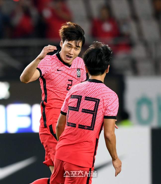 올림픽 축구대표팀 조현택이 26일 화성종합경기타운에서 열린 우즈베키스탄과 친선경기에서 골을 넣은 후 환호하고 있다. 2022. 9. 26.화성 | 최승섭기자 thunder@sportsseoul.com