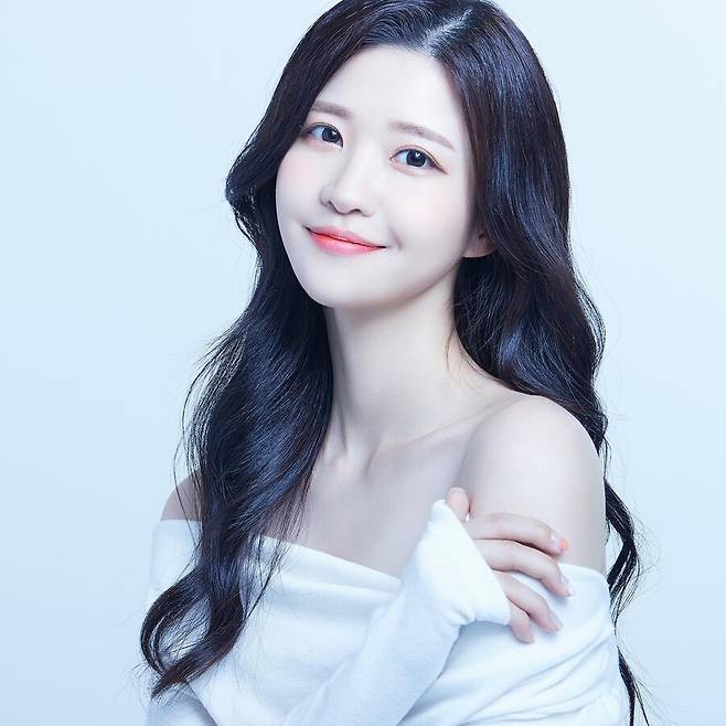 ▲ 그룹 쉬즈 출신 쇼호스트 지영. 출처ㅣ지영 인스타그램