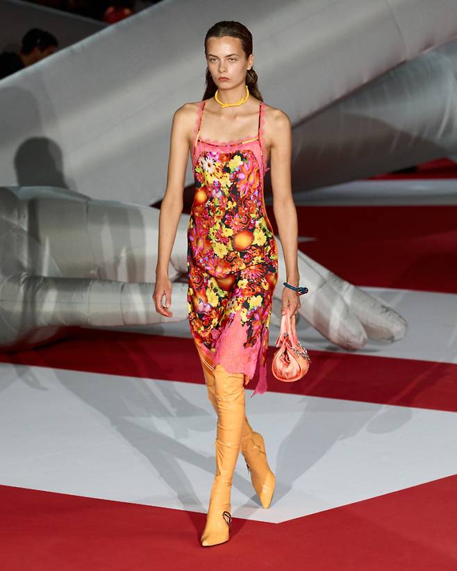 사진 : 디젤(DIESEL), 밀라노 알리안츠 클라우드 아레나 '2023 봄/여름 컬렉션 쇼' ⓒDIESEL