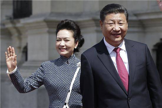 ▲시진핑 중국 국가주석과 펑리위안 여사(사진=AP연합)
