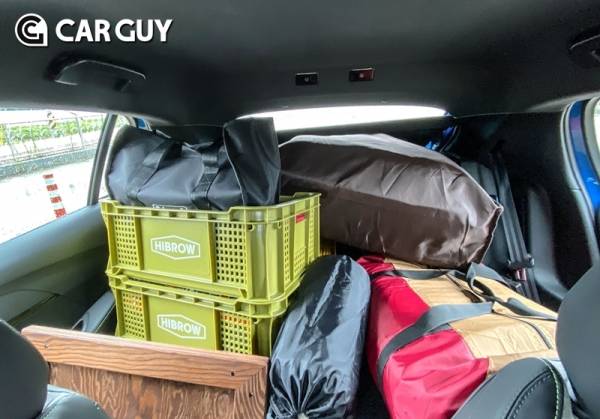 짐을 이렇게 실어도 여유공간이 있다