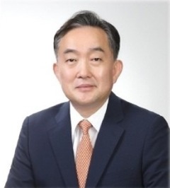 신현준 신용정보원장