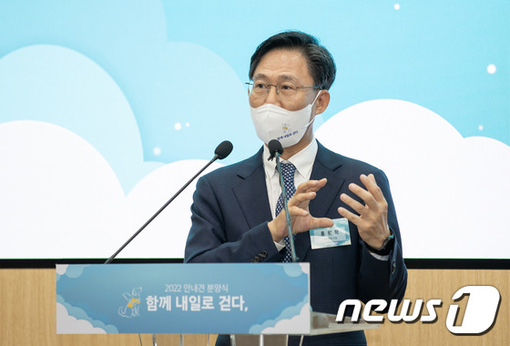 삼성 금융 계열사 최고경영자들이 조만간 글로벌 현장 경영에 본격 나설 것이라는 전망이 나온다. 사진은 홍원학 삼성화재 대표./사진=뉴스1