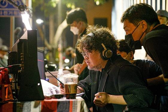 '늑대사냥'을 연출한 김홍선 감독