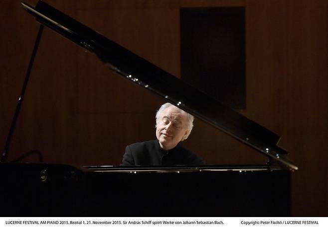 [서울=뉴시스]피아니스트 안드라스 시프. (사진=Peter Fischil) 2022.09.28. photo@newsis.com   *재판매 및 DB 금지