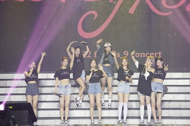 [서울=뉴시스] 프로미스나인 첫 콘서트. 2022.10.01. (사진= 플레디스 엔터테인먼트 제공) photo@newsis.com*재판매 및 DB 금지 *재판매 및 DB 금지