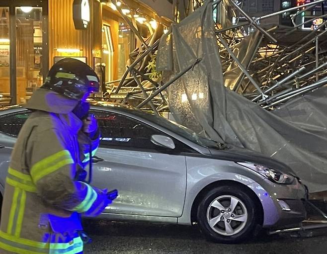 인천 삼산동 공사현장 비계 무너짐 사고 / 사진 = 연합뉴스