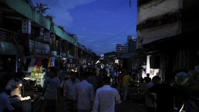 ▲ 전국적인 정전이 발생한 방글라데시 수도 다카의 모습. 연합뉴스