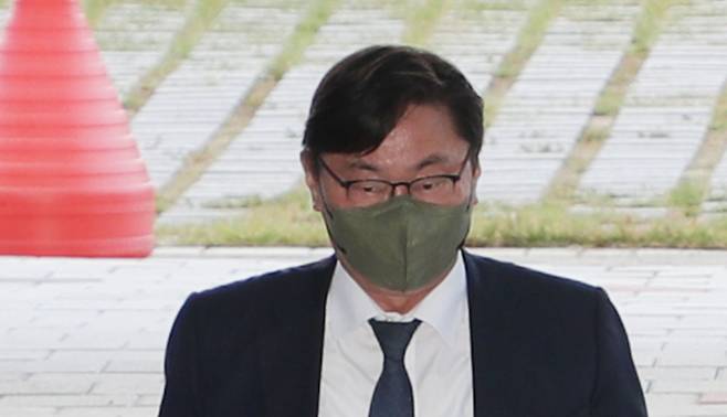 쌍방울 그룹으로부터 억대의 금품을 수수한 혐의를 받는 이화영 킨텍스 대표이사(전 경기도 평화부지사). 연합뉴스