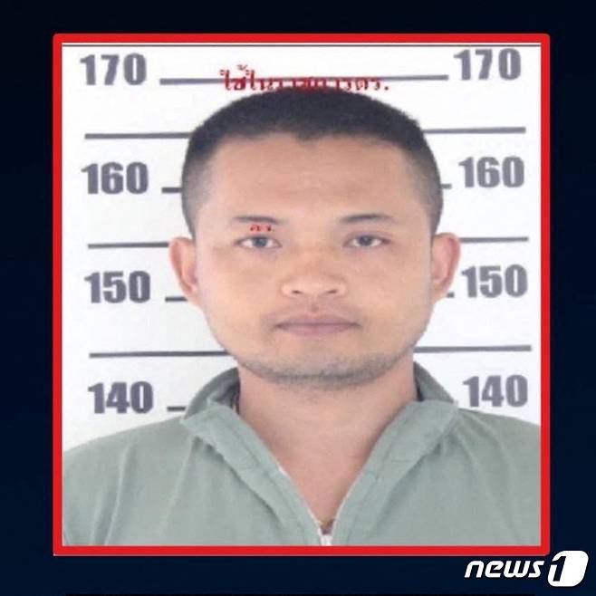 6일(현지시간) 태국 농부아람푸주 나끌랑 지역의 어린이집에서 총기난사로 아이들 23명을 숨지게한 용의자 파냐 캄랍(34). 그는 전직 경찰관 출신으로 지난 6월 해고됐다. ⓒ 로이터=뉴스1 ⓒ News1 정윤영 기자
