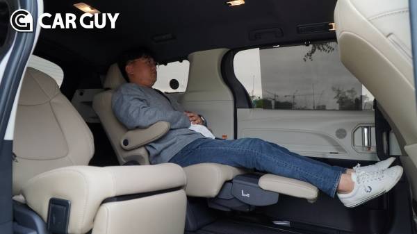 토요타 시에나 하이브리드