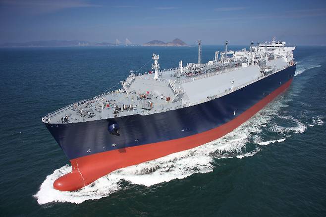 지난 9월까지 전세계 선박 발주 중 한국은 1322만CGT(239척·44%)를, 중국은 1327만CGT(524척·44%)를 수주했다. 사진은 삼성중공업이 건조한 LNG운반선. /사진=삼성중공업