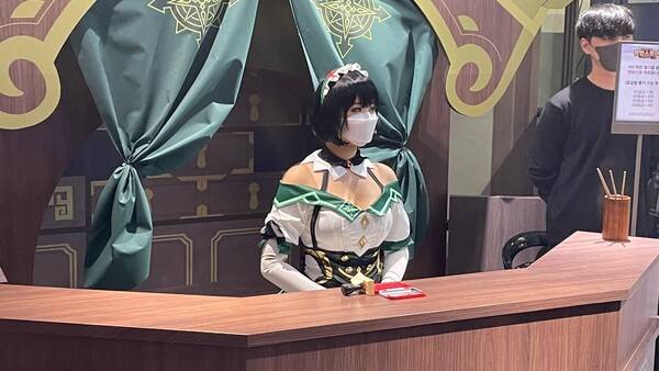 - 굿즈를 구매했다면 모험가 길드존으로!