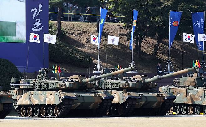 2022년 9월29일 충남 계룡시 계룡대 대연병장에서 열린 제74주년 국군의날 미디어데이 행사에 K-2전차가 전시돼 있다./뉴스1