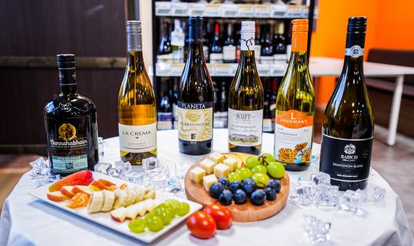 세븐일레븐 '얼죽화' 와인. [사진 출처 = 세븐일레븐]