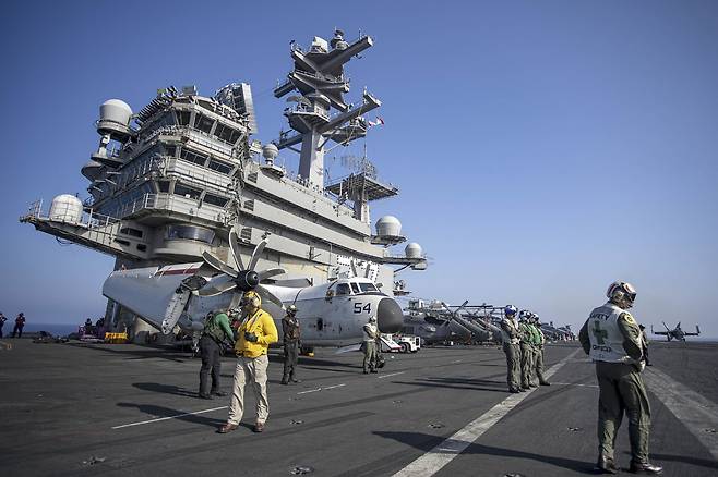 미 해군 항모 조지 H.W.부시호 2022년 10월 17일 촬영. / 사진=AP 연합뉴스
