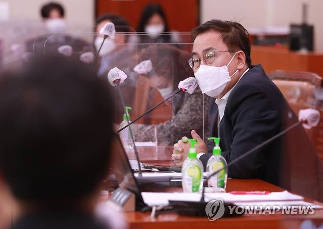 질의하는 최형두 의원 [국회사진기자단]