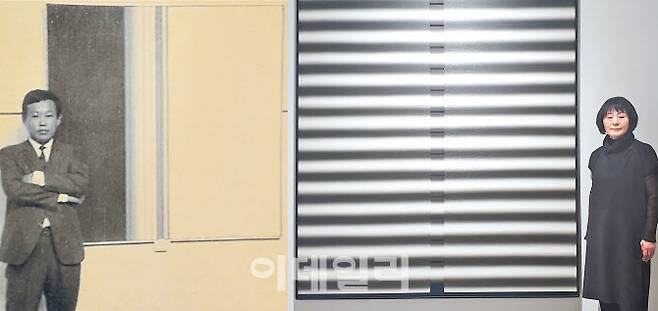 1968년 작가 이승조(왼쪽)와 2022년 작가의 아내 고정자. ‘제12회 현대작가초대전’에 낸 출품작 ‘핵 10’(1968·129.5×130㎝) 옆에서 이 작가는 모처럼 미소를 머금고 있다. 서울 종로구 국제갤러리 ‘이승조 전’에 나온 ‘핵 86-27’(1986·227×182㎝) 옆에는 작가의 아내가 섰다. 안성 스튜디오에서 작업한, 이번에 처음 공개하는 작품이다(사진=오현주 문화전문기자).