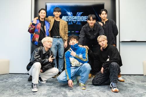 ‘스트릿 맨 파이터’ YGX가 인터뷰를 진행했다. 사진=Mnet