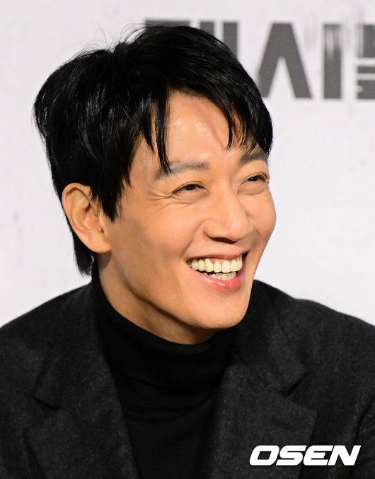 [OSEN=지형준 기자]배우 김래원이 간담회를 하고 있다. 2022.10.21 /jpnews@osen.co.kr