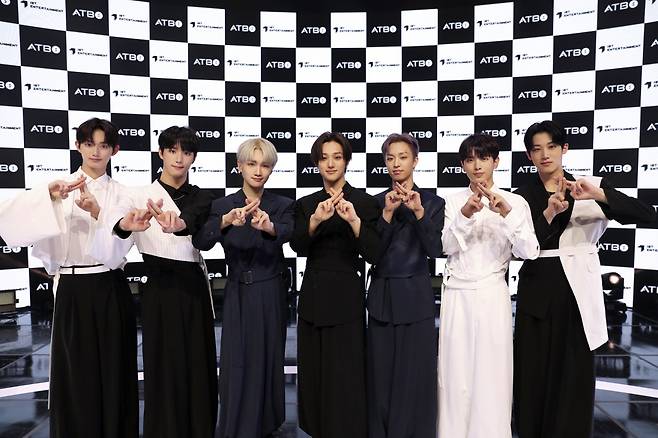 Rookie boy group ATBO poses for photos during a press showcase event for its second EP "The Beginning: Start" at at Yes24 Live Hall in eastern Seoul, Wednesday. (IST Entertainment)