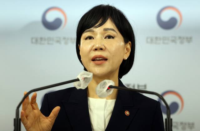 ▲전현희 국민권익위원장이 26일 정부서울청사에서 감사원 감사 관련 브리핑을 하고 있다. ⓒ연합뉴스
