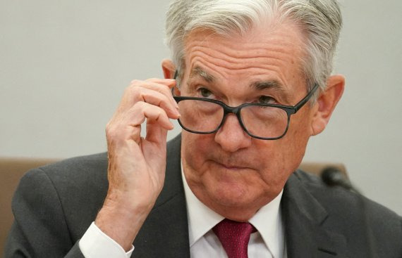 FILE PHOTO: Federal Reserve Chair Jerome Powell delivers opening remarks to a "Fed Listens" session in Washington, U.S., September 23, 2022. REUTERS/Kevin Lamarque/File Photo /사진=연합 지면외신화상