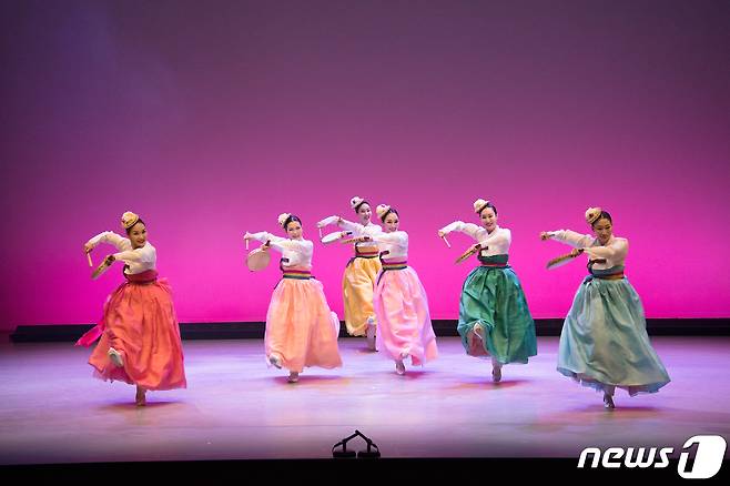 전라북도립국악원은 11월3일 한국소리문화의전당 명인홀에서 목요국악예술무대 '춤의열전'을 선보인다고 28일 밝혔다.(전북도립국악원 제공)2022.10.28/뉴스1