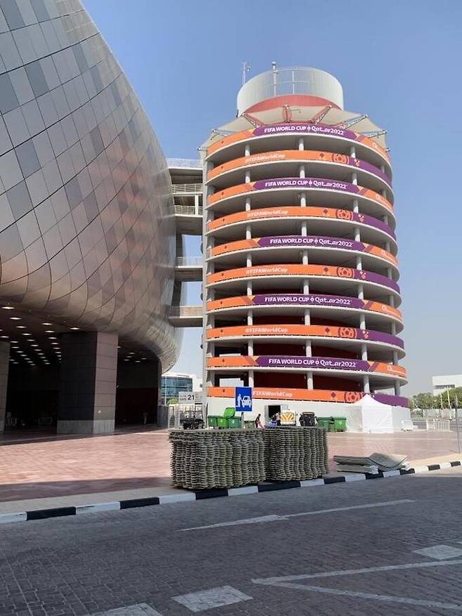 지난 22일(현지시간) 카타르 도하의 칼리파 인터내셔널 스타디움 모습. 도하=연합뉴스