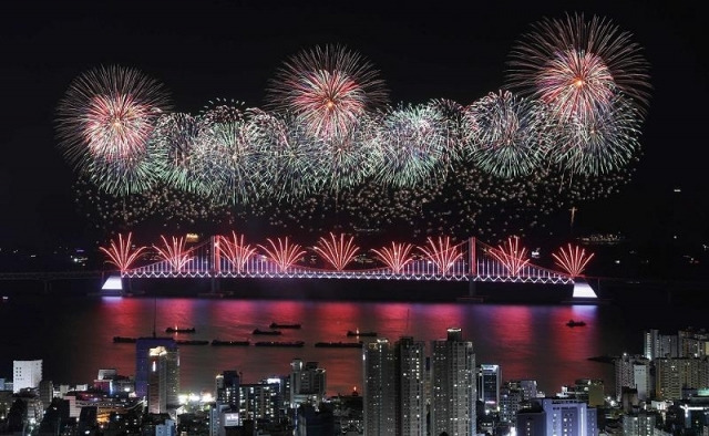 부산불꽃축제. 부산시 제공