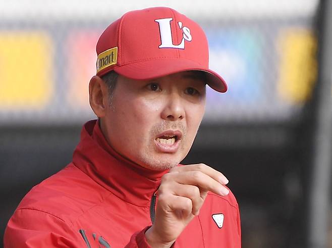 1일 키움과의 한국시리즈 1차전을 앞둔 SSG 김원형 감독. /정재근 스포츠조선 기자