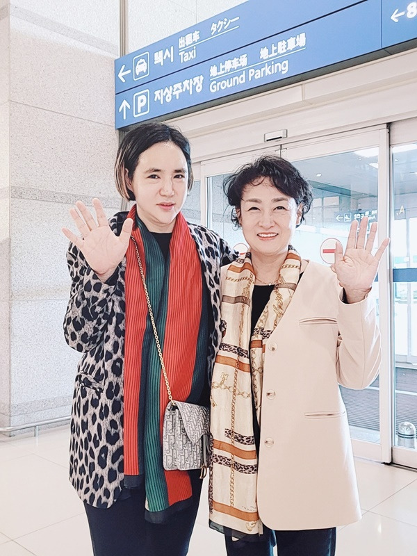 박영혜 감독 출국 / 사진=라이트픽처스 제공