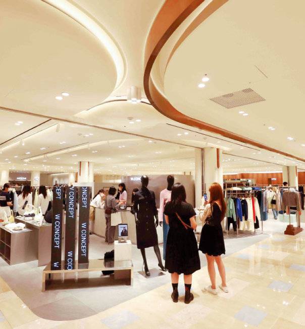 강남신세계 내 ‘W컨셉’ 오프라인스토어.