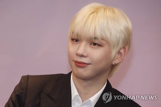 강다니엘, 정규 1집 '더 스토리' 리패키지 음반 발매 [연합뉴스 자료사진]