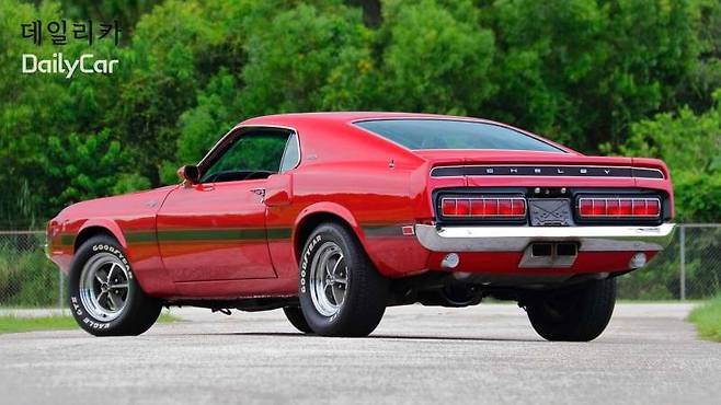 쉘비 코브라 GT500 (Shelby Cobra GT500) (사진 카스쿱)