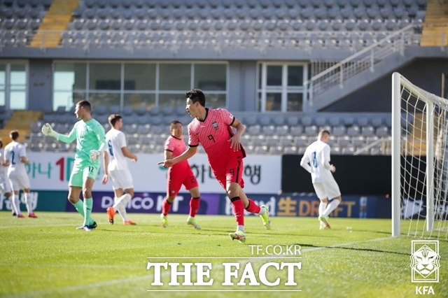 오는 11일(금) 오후 8시에 화성종합경기타운에서 열리는 대한민국 축구 국가대표팀 평가전 대한민국(홈)-아이슬란드(원정)전을 대상으로 한 축구토토 매치 11회차 게임이 발매된다. 사진은 지난 1월 벤투호의 아이슬란드전./KFA 제공