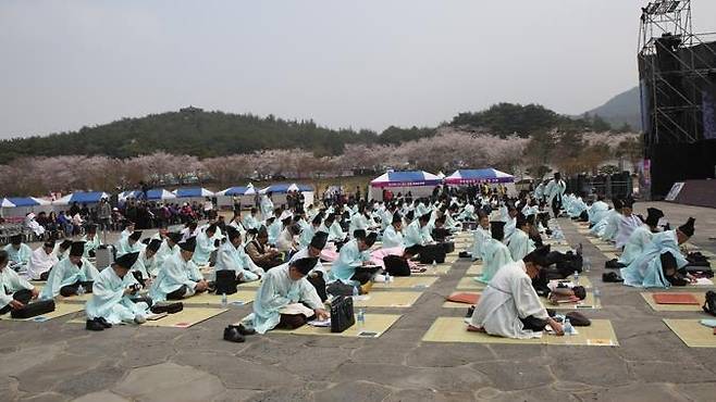 한시 백일장 대회 전경 [영암군 제공·재판매 및 DB 금지]