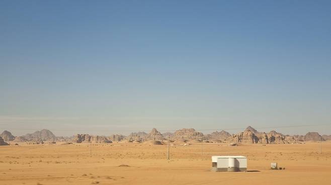 네옴 지역의 사막  (타북[사우디]=연합뉴스) 박초롱 기자 = 네옴시티가 생기는 사우디아라비아 북서부 타북지역 사막의 모습. 2022.11.7 chopark@yna.co.kr