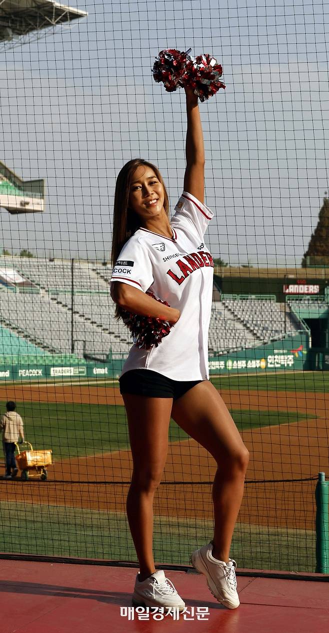 배수현 SSG랜더스 치어리더
2022.11.8 [김호영기자]