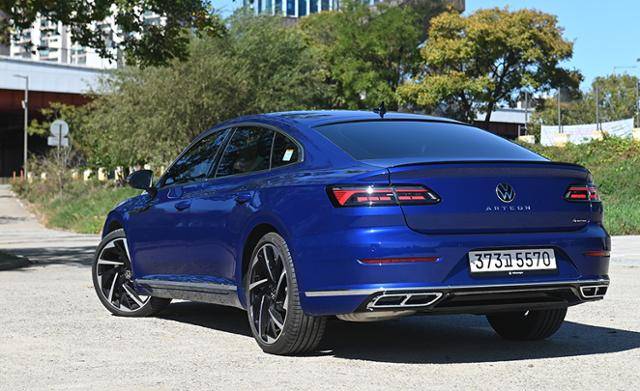 폭스바겐 아테온 R-라인 4모션