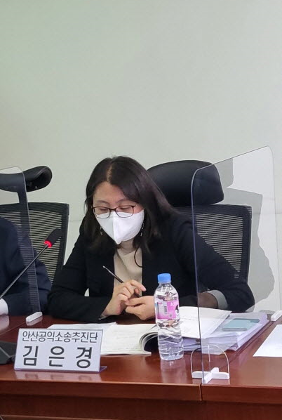 ▲ 발언하고 있는 김은경 변호사.