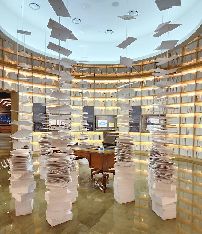 A writer's room at Songpa Book Museum (Hwang Dong-hee/The Korea Herald)