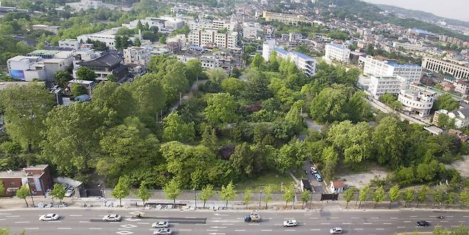 The Songhyeon-dong plot remains unused in 2012. (Seoul Metropolitan Government)